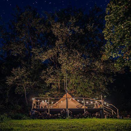 Mereaeaere Glamping Ja Rannamaja Liimala Exterior photo